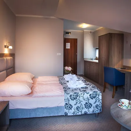 Otel Trzy Sosny 2*