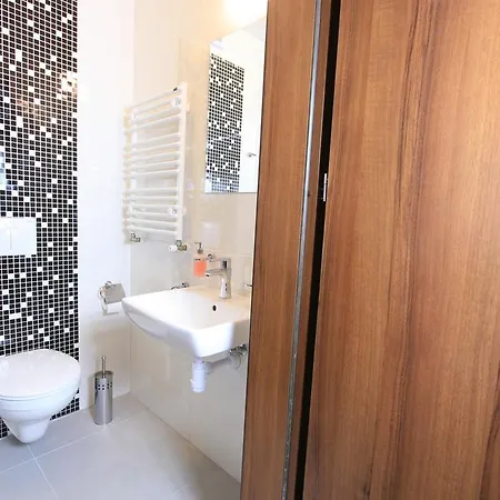 Hotel Trzy Sosny 2*