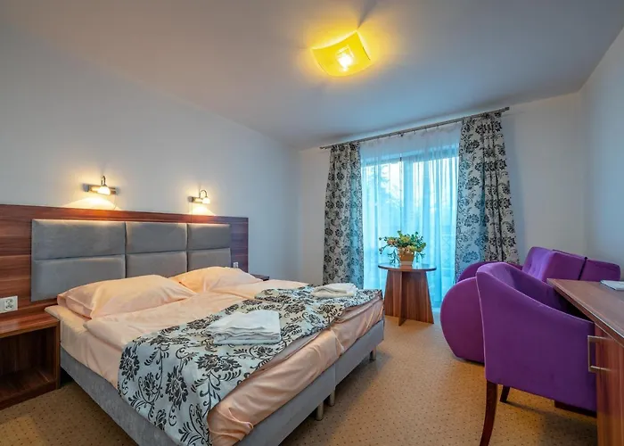 מלון Trzy Sosny 2*